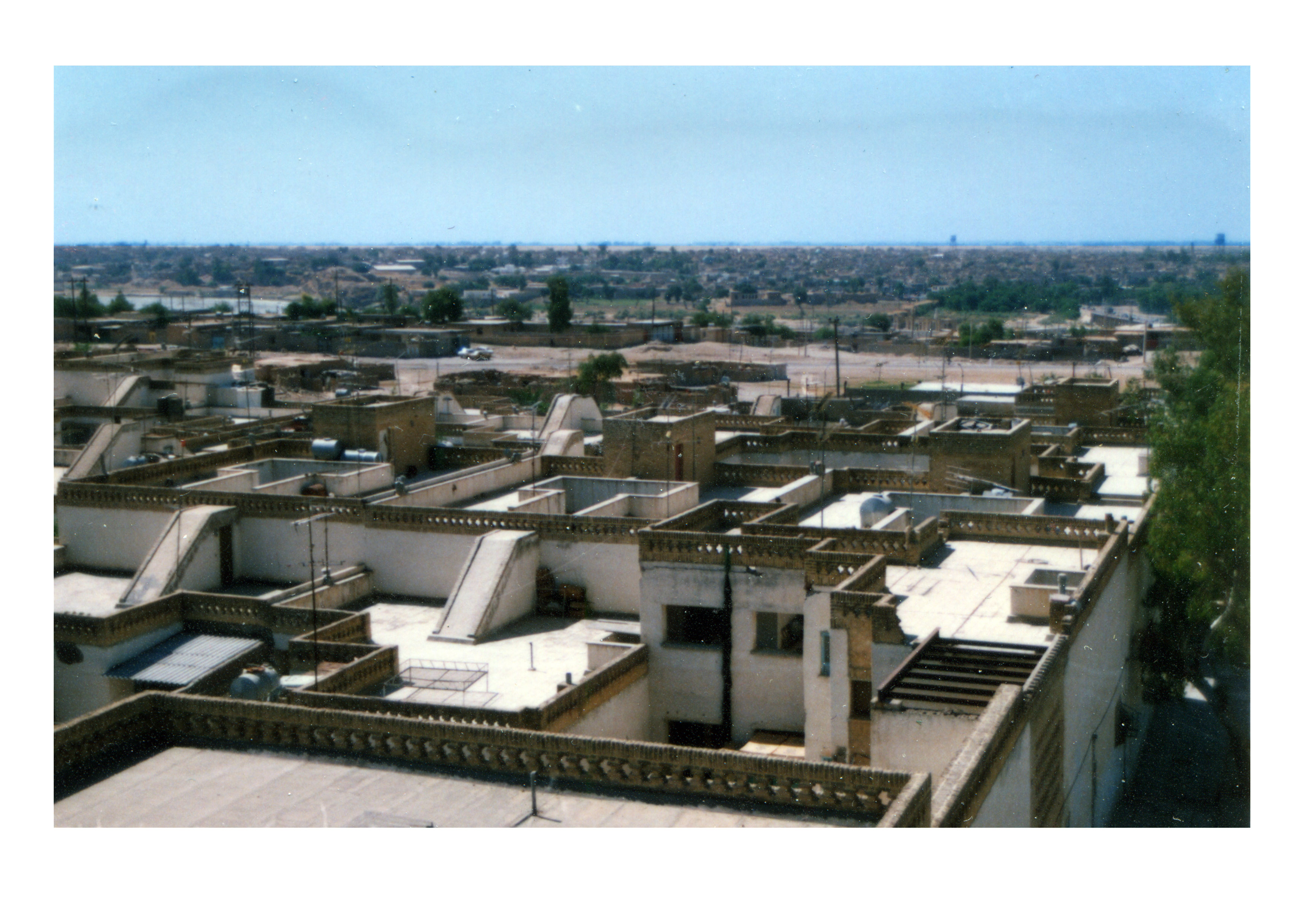 Figure 5. Rooftop view of Shushtar New Town Stage 1. Ali Mozaffari. 1990.
